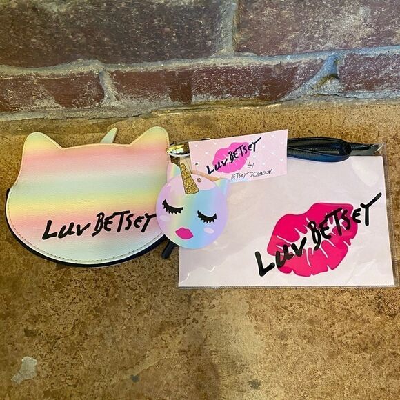 BETSEY Johnson pastel rainbow unicorn wristlet and bag‎ - Picture 6 of 6